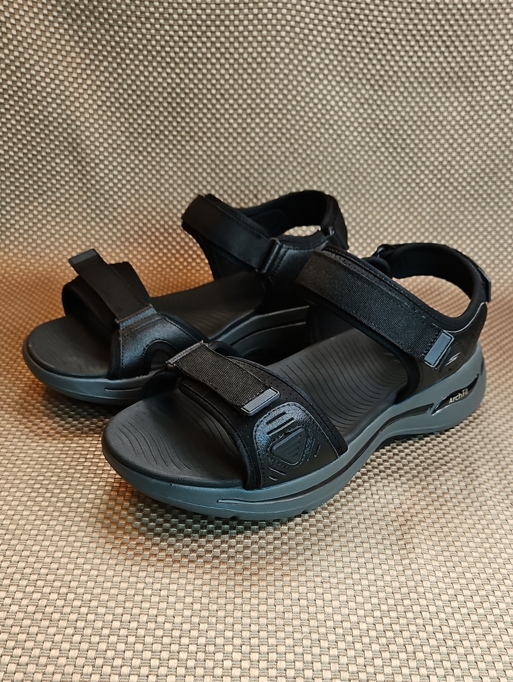 Sketchers Ultra Go Arch Fit Men's Sandals 11